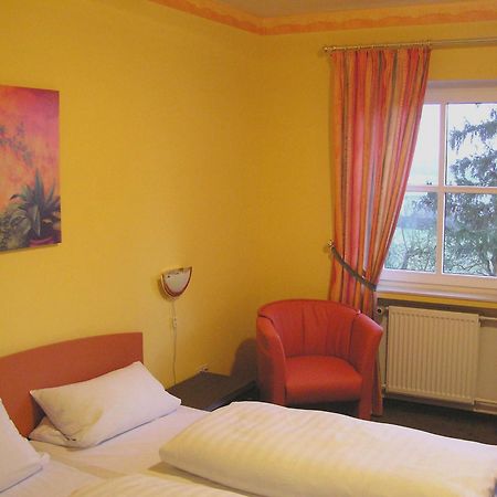 Hotel Pfaffenhof Lich Buitenkant foto